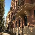 Cris - Close To Vatican - Centre&stadiumarea Rom